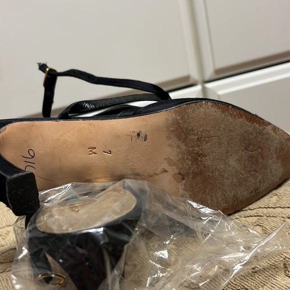 Gorgeous satin black shoes by Bally! So elegant! Size 7, very good comdition, - Picture 7 of 7